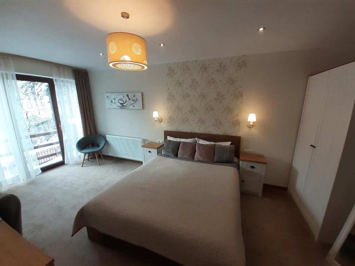 Lanobila Hotel Sinaia Kültér fotó