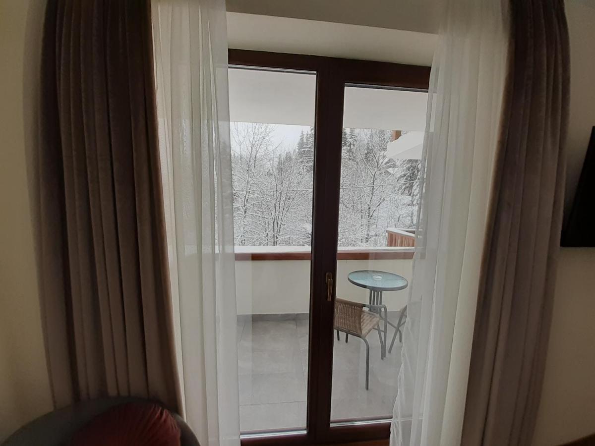 Lanobila Hotel Sinaia Kültér fotó