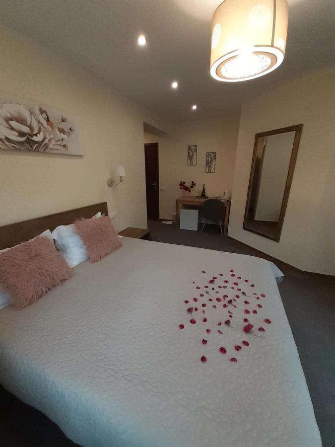 Lanobila Hotel Sinaia Kültér fotó