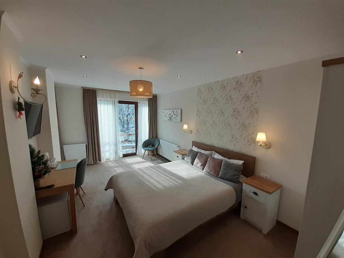 Lanobila Hotel Sinaia Kültér fotó