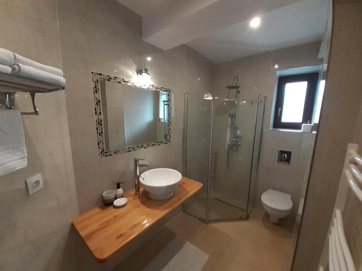Lanobila Hotel Sinaia Kültér fotó
