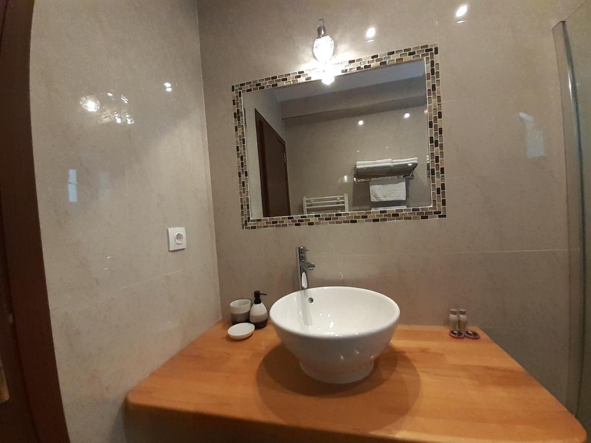 Lanobila Hotel Sinaia Kültér fotó