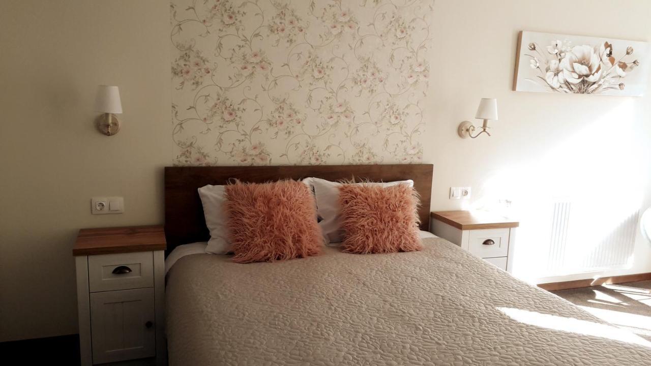 Lanobila Hotel Sinaia Kültér fotó