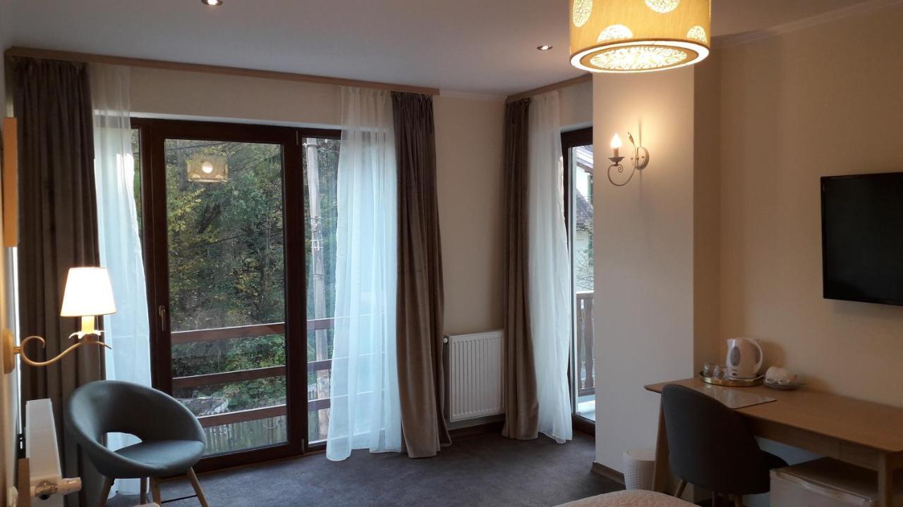 Lanobila Hotel Sinaia Kültér fotó